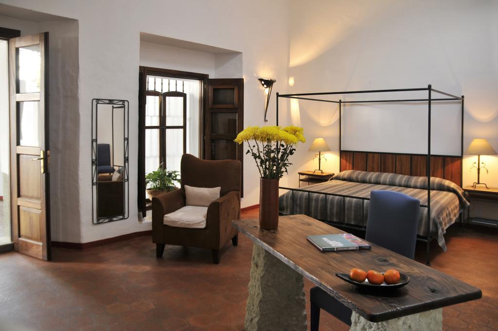 Casa Oaxaca Hotel Exterior photo